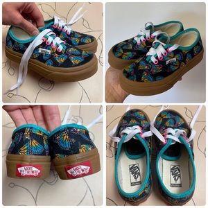 Custom butterfly vans with gum sole